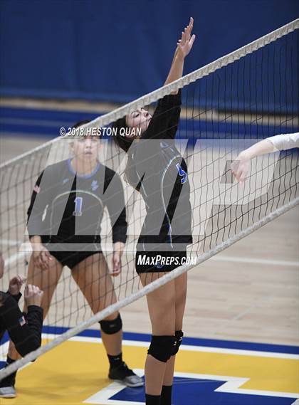 Thumbnail 2 in Carlsbad vs. Fountain Valley (Dave Mohs Tournament) photogallery.