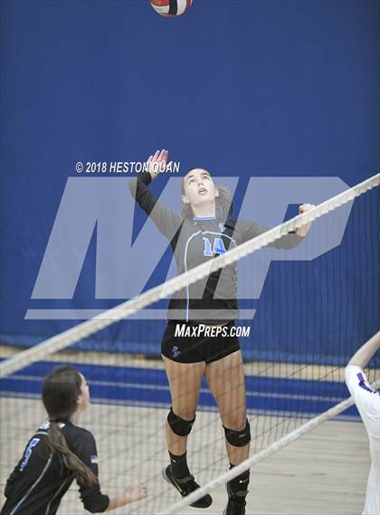 Thumbnail 3 in Carlsbad vs. Fountain Valley (Dave Mohs Tournament) photogallery.