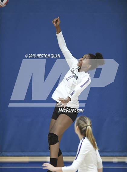 Thumbnail 3 in Carlsbad vs. Fountain Valley (Dave Mohs Tournament) photogallery.