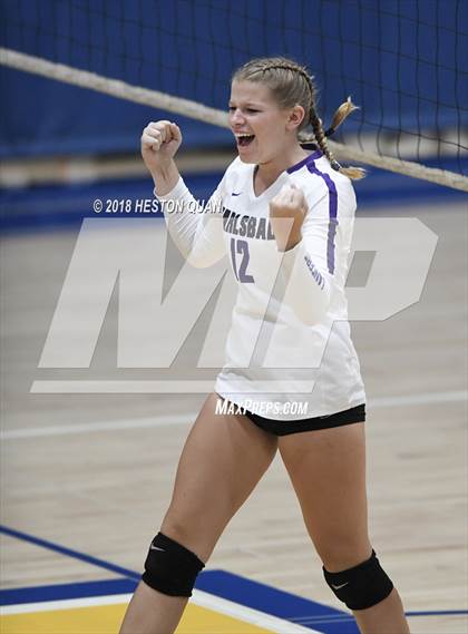 Thumbnail 2 in Carlsbad vs. Fountain Valley (Dave Mohs Tournament) photogallery.