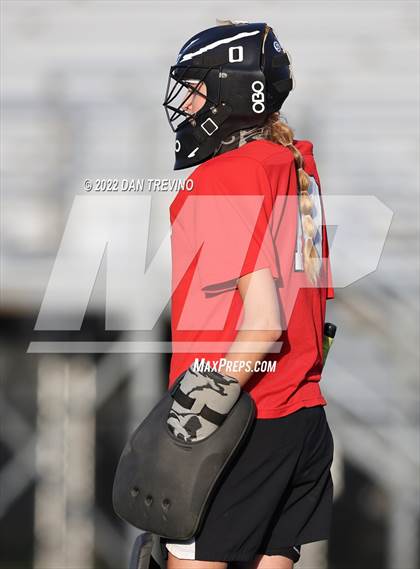 Thumbnail 2 in Nansemond River vs Gloucester (VHSL Class 5 Region B Finals) photogallery.