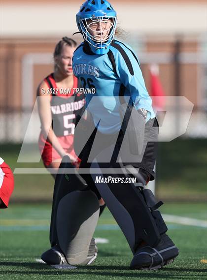 Thumbnail 3 in Nansemond River vs Gloucester (VHSL Class 5 Region B Finals) photogallery.