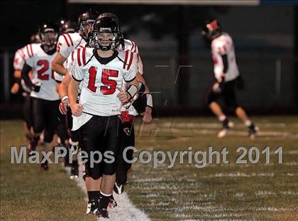 Thumbnail 2 in Metamora vs. Rochester (IHSA Class 4A Semifinal) photogallery.