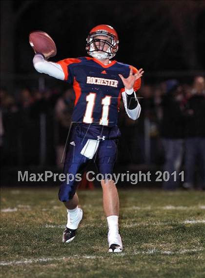 Thumbnail 2 in Metamora vs. Rochester (IHSA Class 4A Semifinal) photogallery.