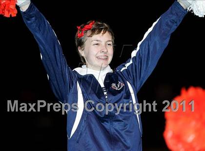 Thumbnail 3 in Metamora vs. Rochester (IHSA Class 4A Semifinal) photogallery.