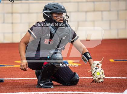 Thumbnail 3 in Harlingen South vs. Victoria East (UIL Softball 5A Region 4 Area - Game 2) photogallery.
