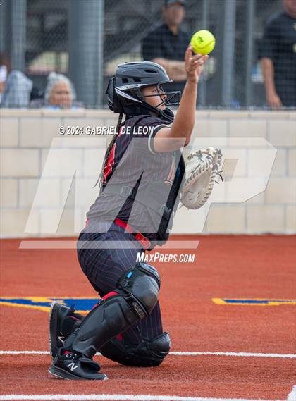 Thumbnail 2 in Harlingen South vs. Victoria East (UIL Softball 5A Region 4 Area - Game 2) photogallery.