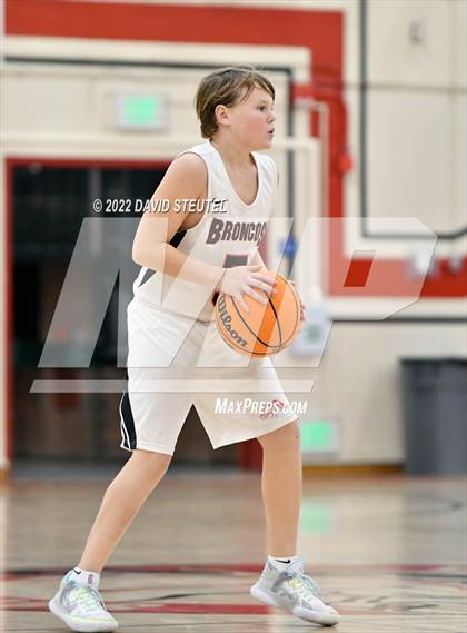 Thumbnail 1 in Mira Loma @ Bella Vista photogallery.