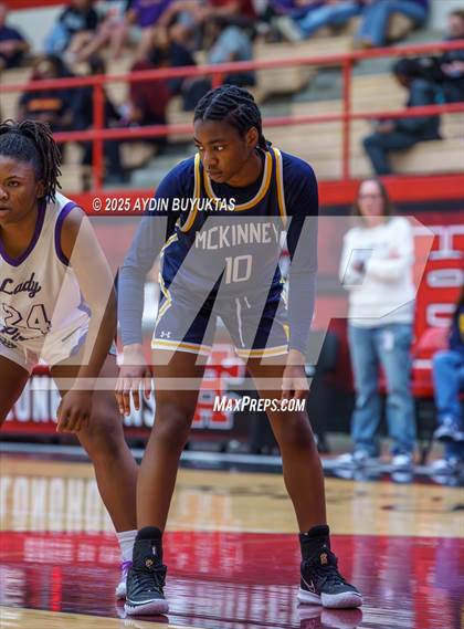 Thumbnail 3 in McKinney @ Granbury photogallery.