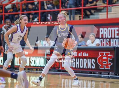 Thumbnail 1 in McKinney @ Granbury photogallery.