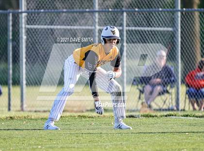 Thumbnail 1 in Sumner-Fredericksburg @ Wapsie Valley photogallery.