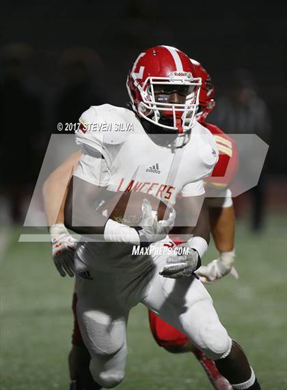 Thumbnail 3 in Orange Lutheran @ Cathedral Catholic (Honor Bowl) photogallery.