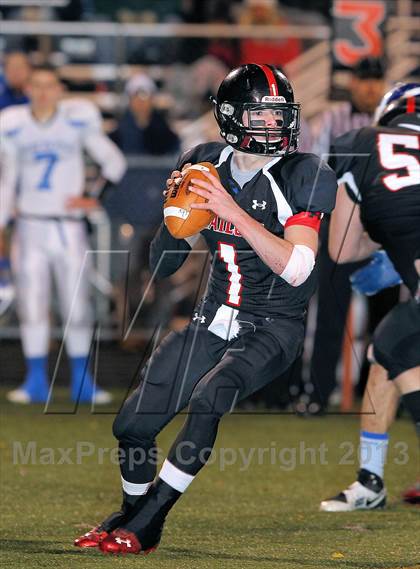 Thumbnail 2 in Sharpsville vs Lakeview (PIAA District 10 Class A Final) photogallery.
