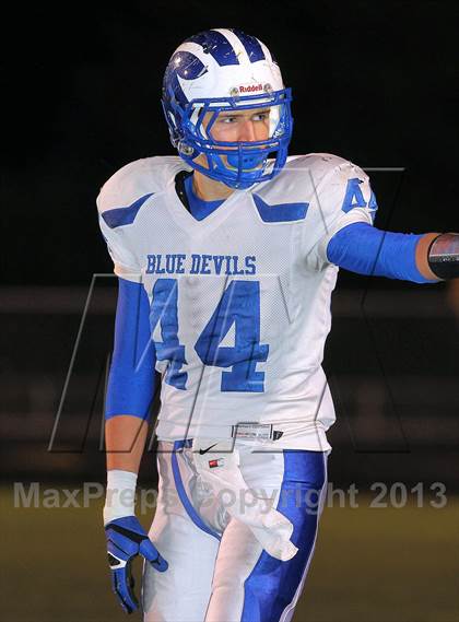 Thumbnail 1 in Sharpsville vs Lakeview (PIAA District 10 Class A Final) photogallery.