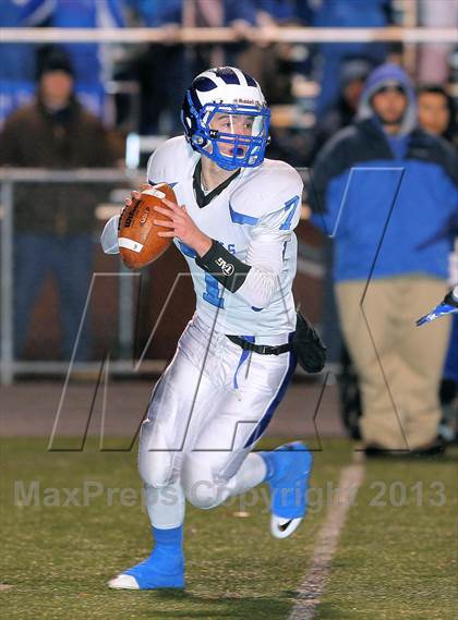 Thumbnail 1 in Sharpsville vs Lakeview (PIAA District 10 Class A Final) photogallery.