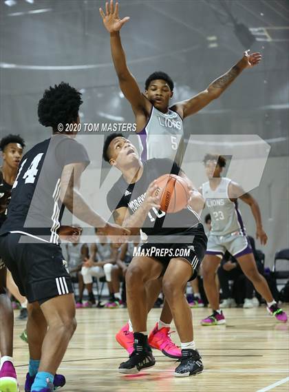 Thumbnail 1 in Moravian Prep vs Winston-Salem Christian photogallery.