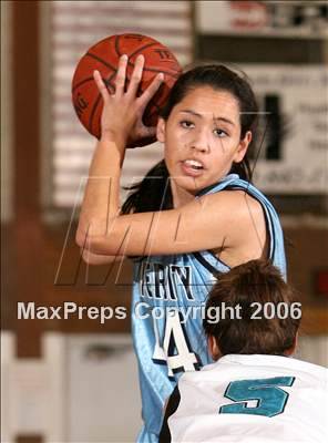 Thumbnail 1 in Aliso Niguel vs. University Irvine (Ocean View Christmas Classic) photogallery.