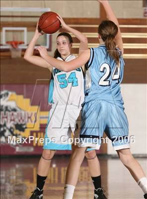 Thumbnail 2 in Aliso Niguel vs. University Irvine (Ocean View Christmas Classic) photogallery.