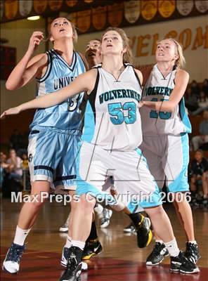 Thumbnail 2 in Aliso Niguel vs. University Irvine (Ocean View Christmas Classic) photogallery.
