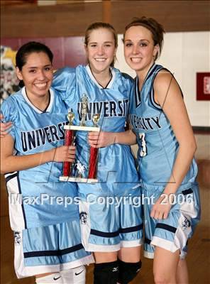 Thumbnail 1 in Aliso Niguel vs. University Irvine (Ocean View Christmas Classic) photogallery.