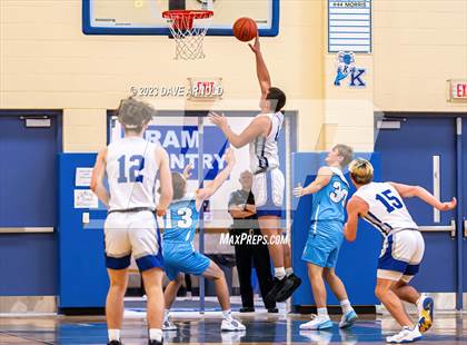 Thumbnail 3 in York @ Kennebunk photogallery.