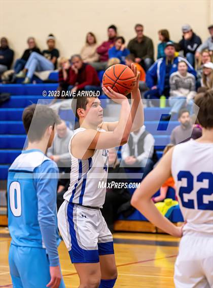 Thumbnail 3 in York @ Kennebunk photogallery.