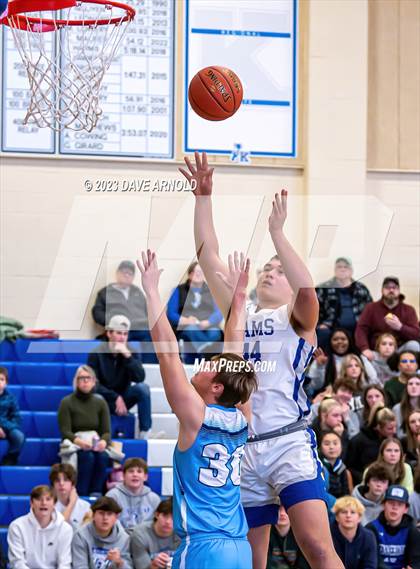 Thumbnail 1 in York @ Kennebunk photogallery.