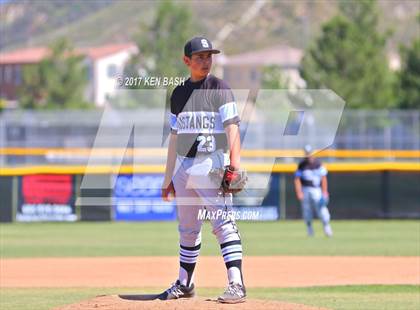 Thumbnail 3 in Salesian vs. Camarillo photogallery.