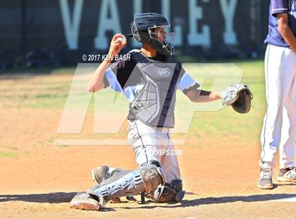 Thumbnail 3 in Salesian vs. Camarillo photogallery.