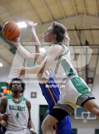 Thumbnail 1 in Chilton County @ Holtville photogallery.