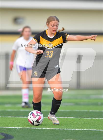 Thumbnail 3 in St. Amant vs. Byrd (Division I Regional Playoff) photogallery.