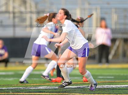 Thumbnail 3 in St. Amant vs. Byrd (Division I Regional Playoff) photogallery.