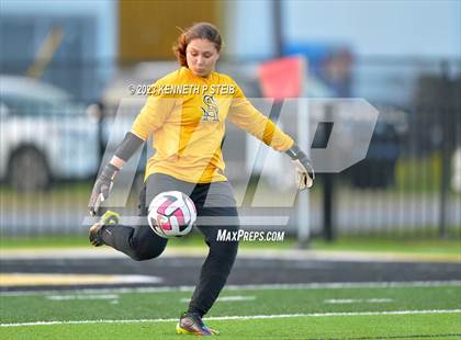 Thumbnail 1 in St. Amant vs. Byrd (Division I Regional Playoff) photogallery.