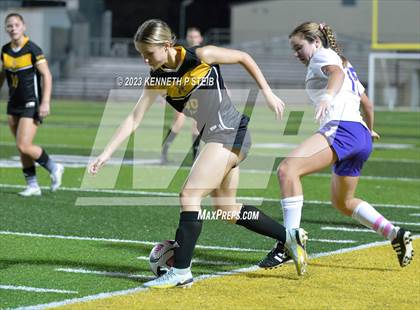 Thumbnail 3 in St. Amant vs. Byrd (Division I Regional Playoff) photogallery.