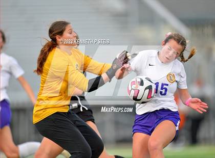 Thumbnail 3 in St. Amant vs. Byrd (Division I Regional Playoff) photogallery.