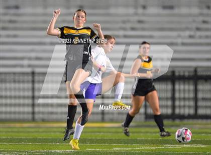 Thumbnail 1 in St. Amant vs. Byrd (Division I Regional Playoff) photogallery.