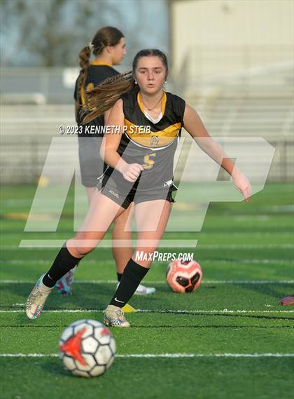 Thumbnail 3 in St. Amant vs. Byrd (Division I Regional Playoff) photogallery.