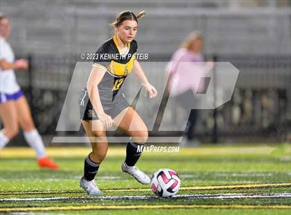 Thumbnail 1 in St. Amant vs. Byrd (Division I Regional Playoff) photogallery.