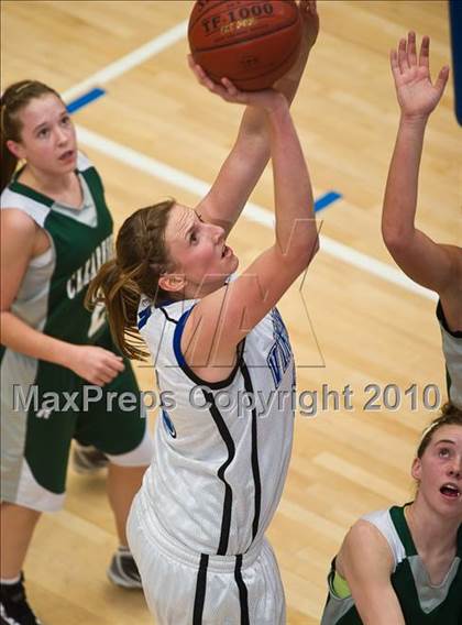 Thumbnail 1 in Pleasant Grove vs Clearfield (Utah 5A Quaterfinal) photogallery.