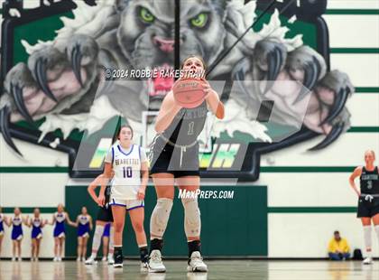 Thumbnail 1 in Canton vs. Brownsboro (Playoff for District 1st & 2nd) photogallery.