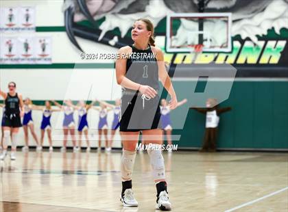 Thumbnail 3 in Canton vs. Brownsboro (Playoff for District 1st & 2nd) photogallery.