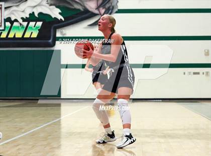 Thumbnail 3 in Canton vs. Brownsboro (Playoff for District 1st & 2nd) photogallery.