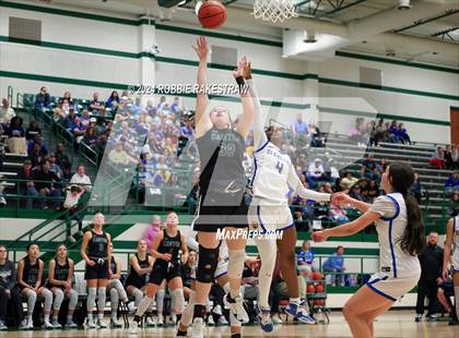 Thumbnail 2 in Canton vs. Brownsboro (Playoff for District 1st & 2nd) photogallery.