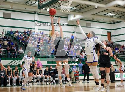 Thumbnail 1 in Canton vs. Brownsboro (Playoff for District 1st & 2nd) photogallery.
