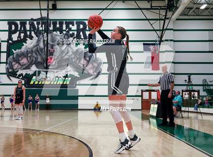 Thumbnail 3 in Canton vs. Brownsboro (Playoff for District 1st & 2nd) photogallery.