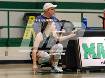 Thumbnail 2 in Canton vs. Brownsboro (Playoff for District 1st & 2nd) photogallery.