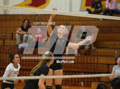 Thumbnail 2 in Canyon @ Esperanza photogallery.