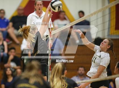 Thumbnail 1 in Canyon @ Esperanza photogallery.