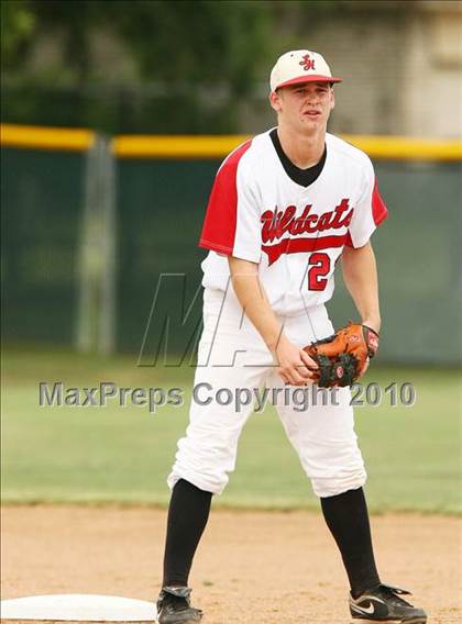 Thumbnail 1 in Belton vs Lake Highlands (Texas 3A Region ll Playoffs) photogallery.