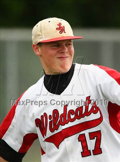 Thumbnail 1 in Belton vs Lake Highlands (Texas 3A Region ll Playoffs) photogallery.